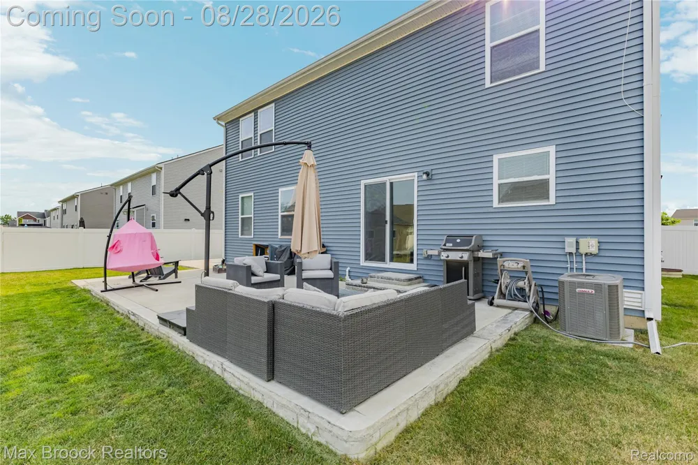 58176 Thomas Drive New Haven Village, MI 48048