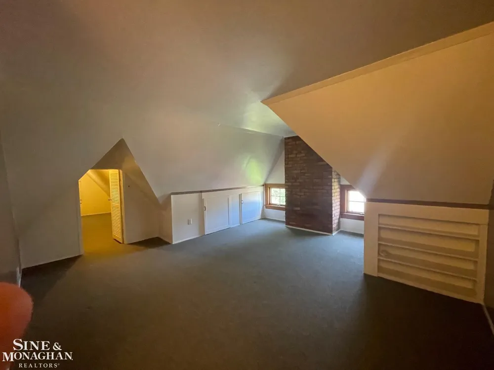 780 Trombley Road Grosse Pointe Park City, MI 48230