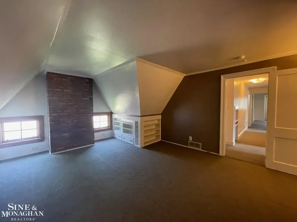 780 Trombley Road Grosse Pointe Park City, MI 48230