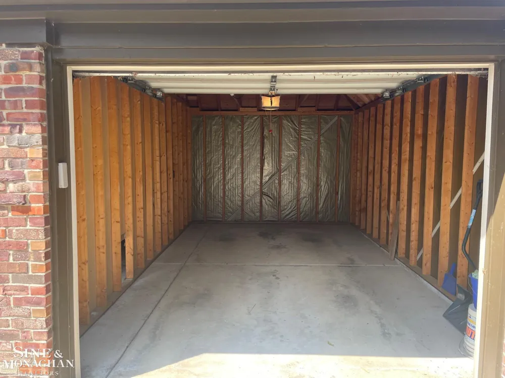 780 Trombley Road Grosse Pointe Park City, MI 48230