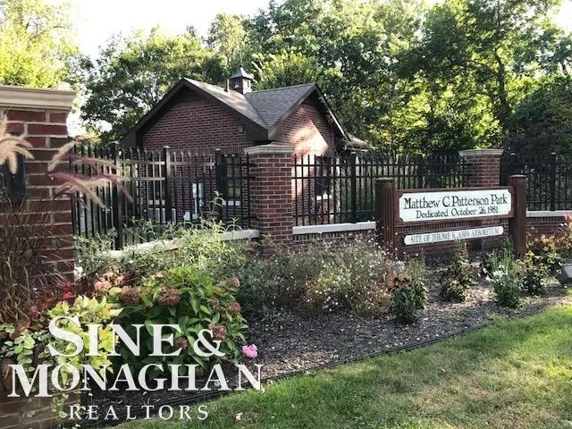 780 Trombley Road Grosse Pointe Park City, MI 48230