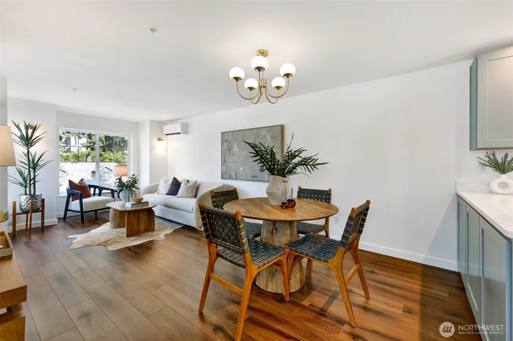 14360 Stone Avenue Seattle, WA 98133