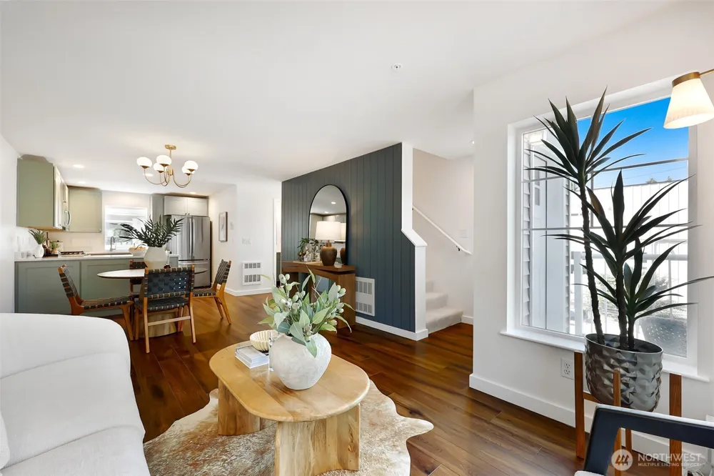 14360 Stone Avenue Seattle, WA 98133