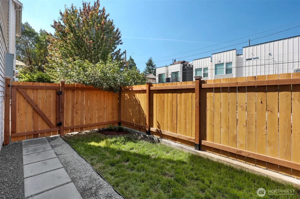 14360 Stone Avenue Seattle, WA 98133