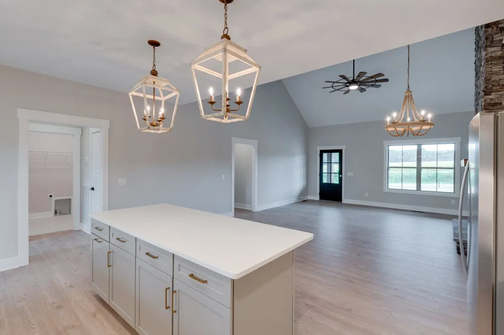 6827 Highway 41 Cedar Hill, TN 37032