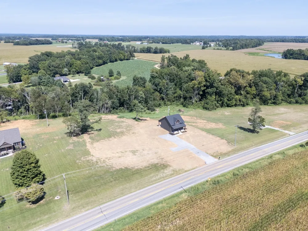 6827 Highway 41 Cedar Hill, TN 37032