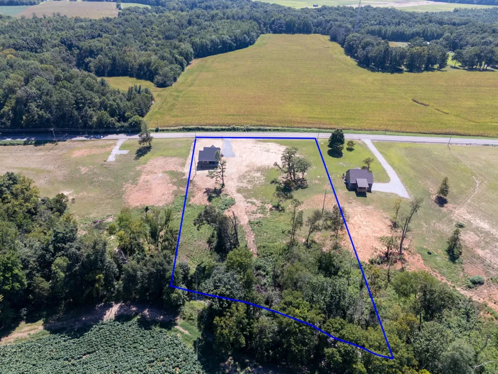 6827 Highway 41 Cedar Hill, TN 37032