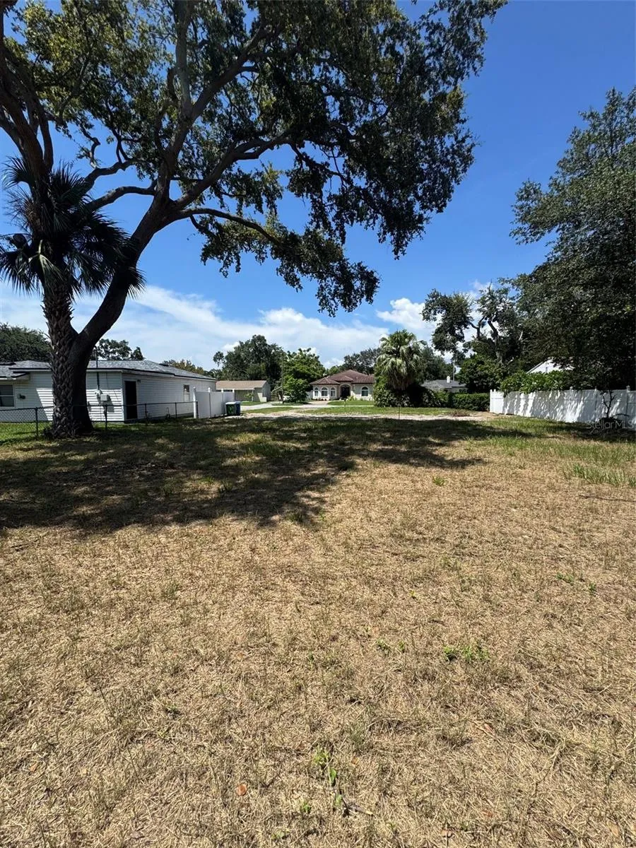 3918 WEST BAY VISTA AVE Tampa, FL 33611