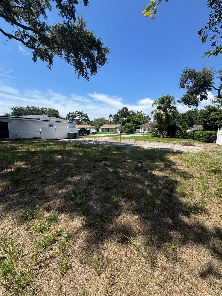 3918 WEST BAY VISTA AVE Tampa, FL 33611