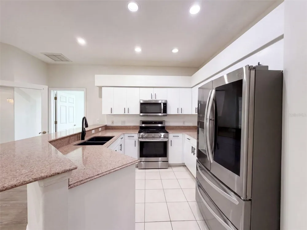 7414 39TH COURT E Sarasota, FL 34243