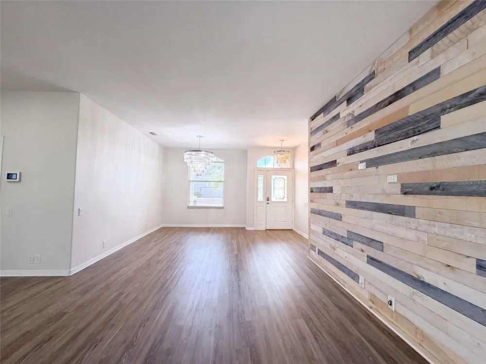 7414 39TH COURT E Sarasota, FL 34243