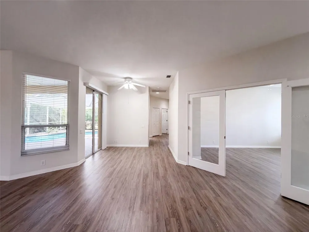 7414 39TH COURT E Sarasota, FL 34243