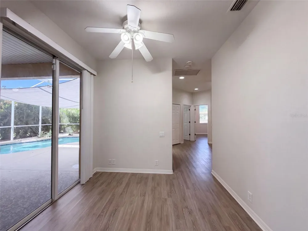 7414 39TH COURT E Sarasota, FL 34243