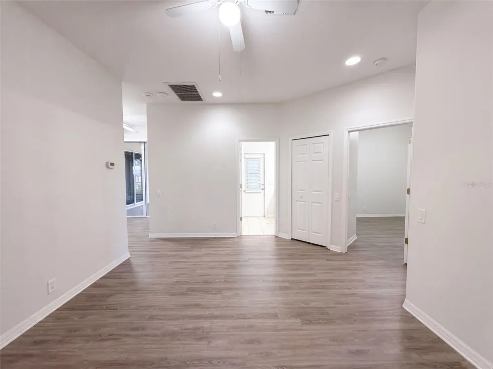 7414 39TH COURT E Sarasota, FL 34243