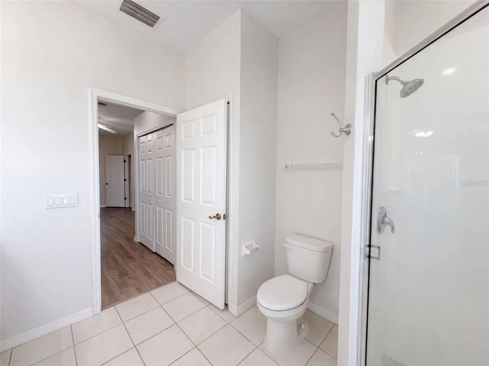 7414 39TH COURT E Sarasota, FL 34243