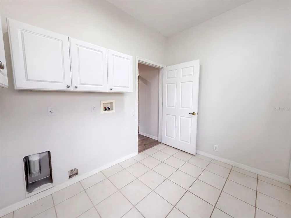 7414 39TH COURT E Sarasota, FL 34243