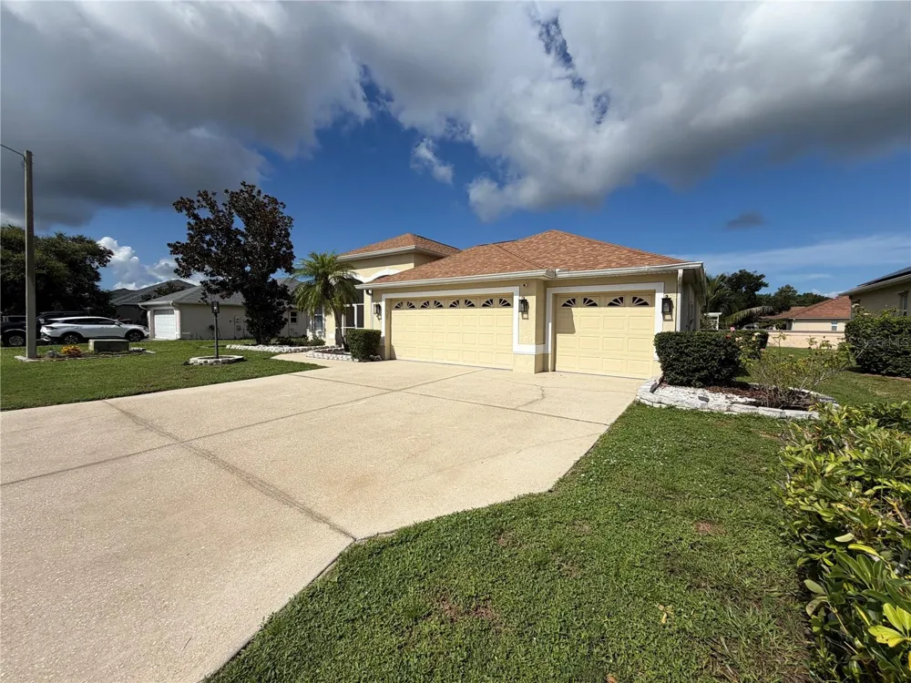 7414 39TH COURT E Sarasota, FL 34243