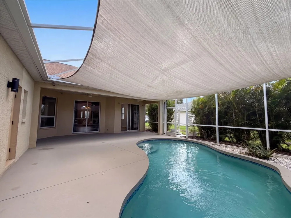 7414 39TH COURT E Sarasota, FL 34243