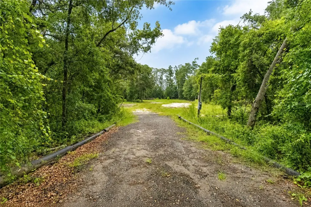 261 ASHLEY LAKE DRIVE Melrose, FL 32666