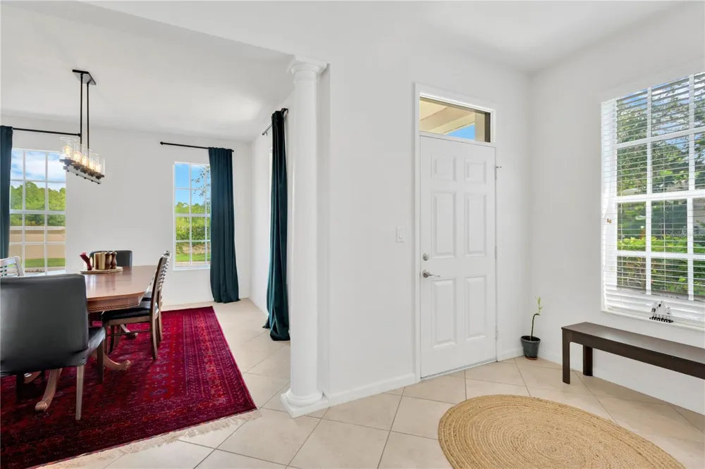 8307 MANOR CLUB CIRCLE #1 Tampa, FL 33647