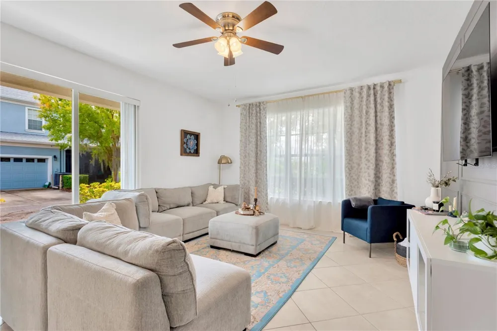 8307 MANOR CLUB CIRCLE #1 Tampa, FL 33647