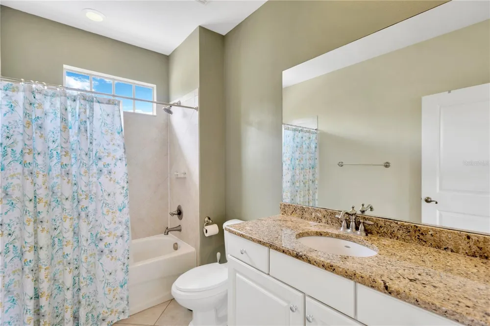 8307 MANOR CLUB CIRCLE #1 Tampa, FL 33647