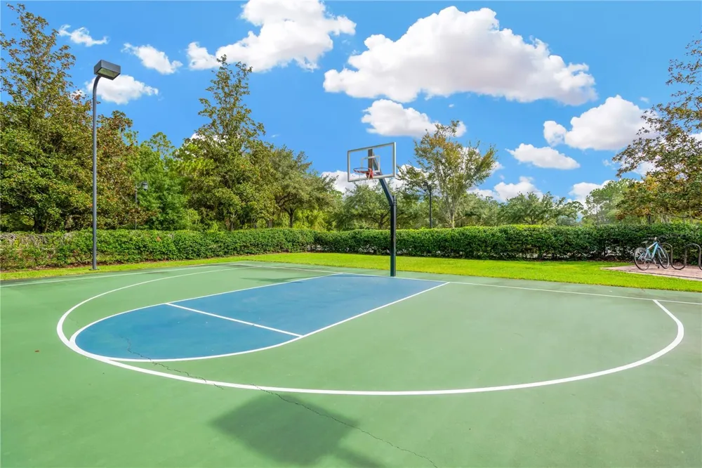 8307 MANOR CLUB CIRCLE #1 Tampa, FL 33647