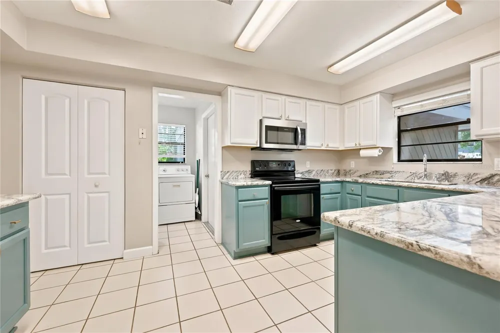 9520 NW 6TH PLACE Gainesville, FL 32607