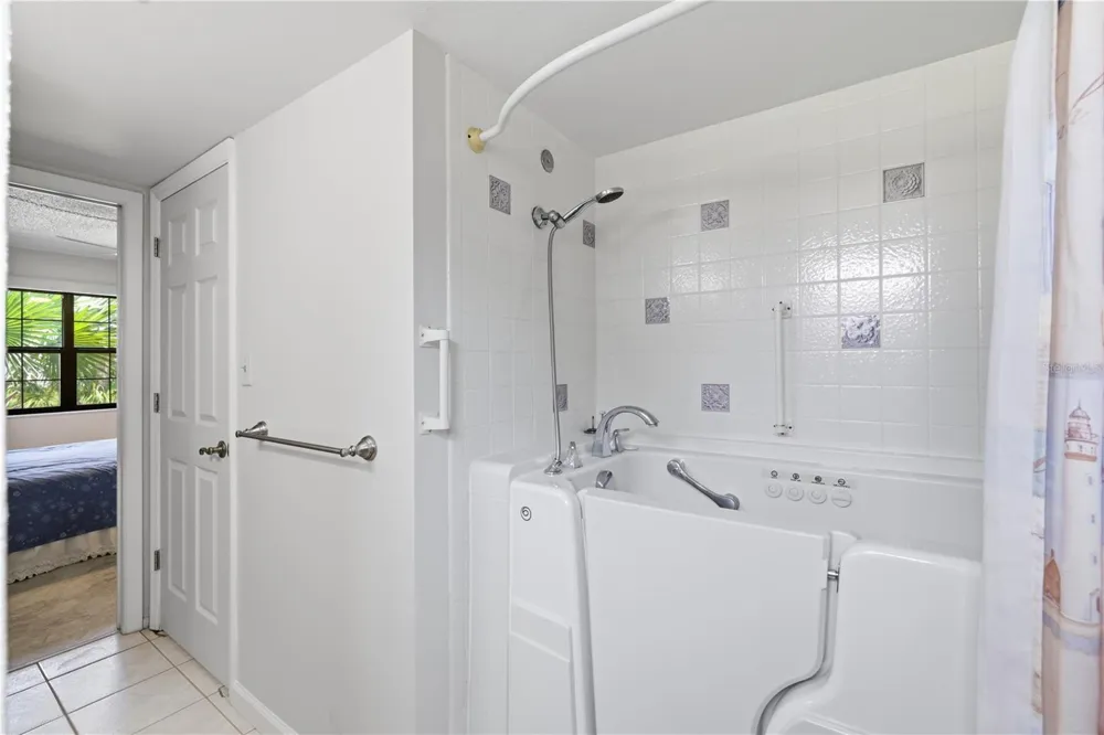 19505 QUESADA AVENUE #LL108 Port Charlotte, FL 33948