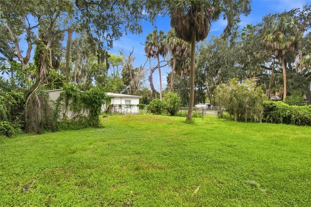 11301 SYLVAN GREEN LANE Riverview, FL 33569