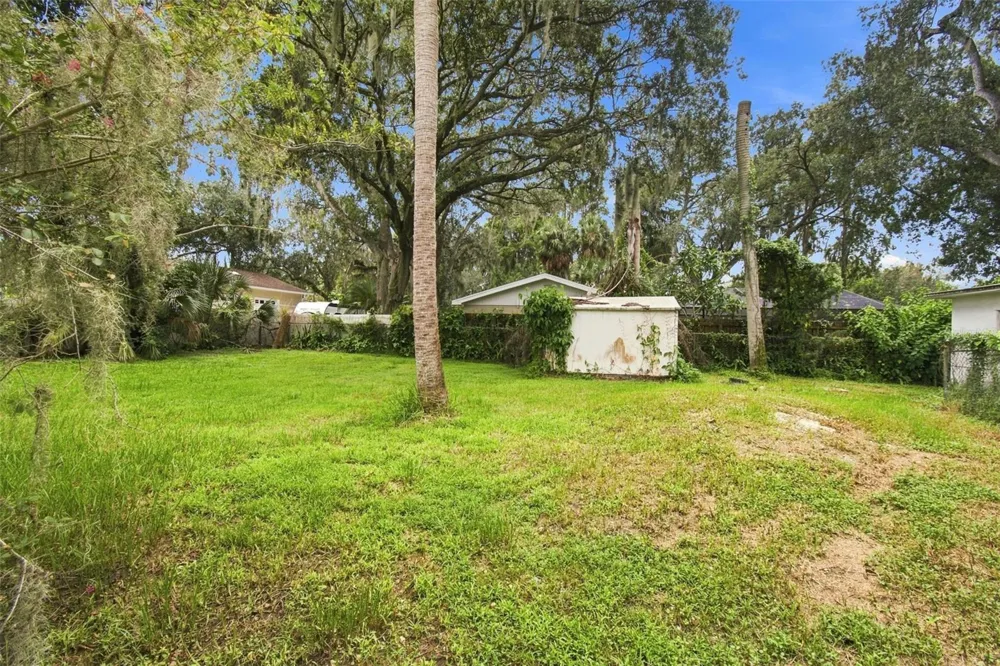 11301 SYLVAN GREEN LANE Riverview, FL 33569