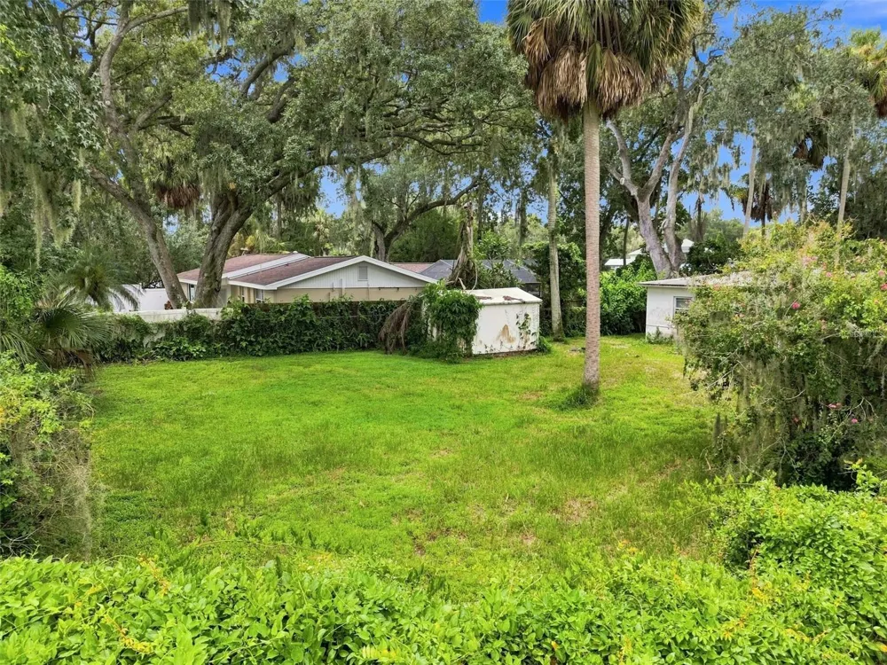 11301 SYLVAN GREEN LANE Riverview, FL 33569