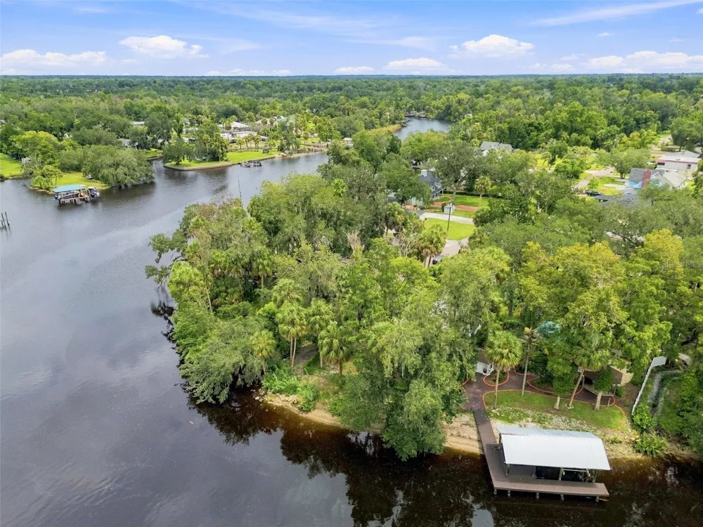 11301 SYLVAN GREEN LANE Riverview, FL 33569