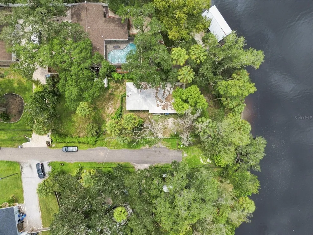 11301 SYLVAN GREEN LANE Riverview, FL 33569
