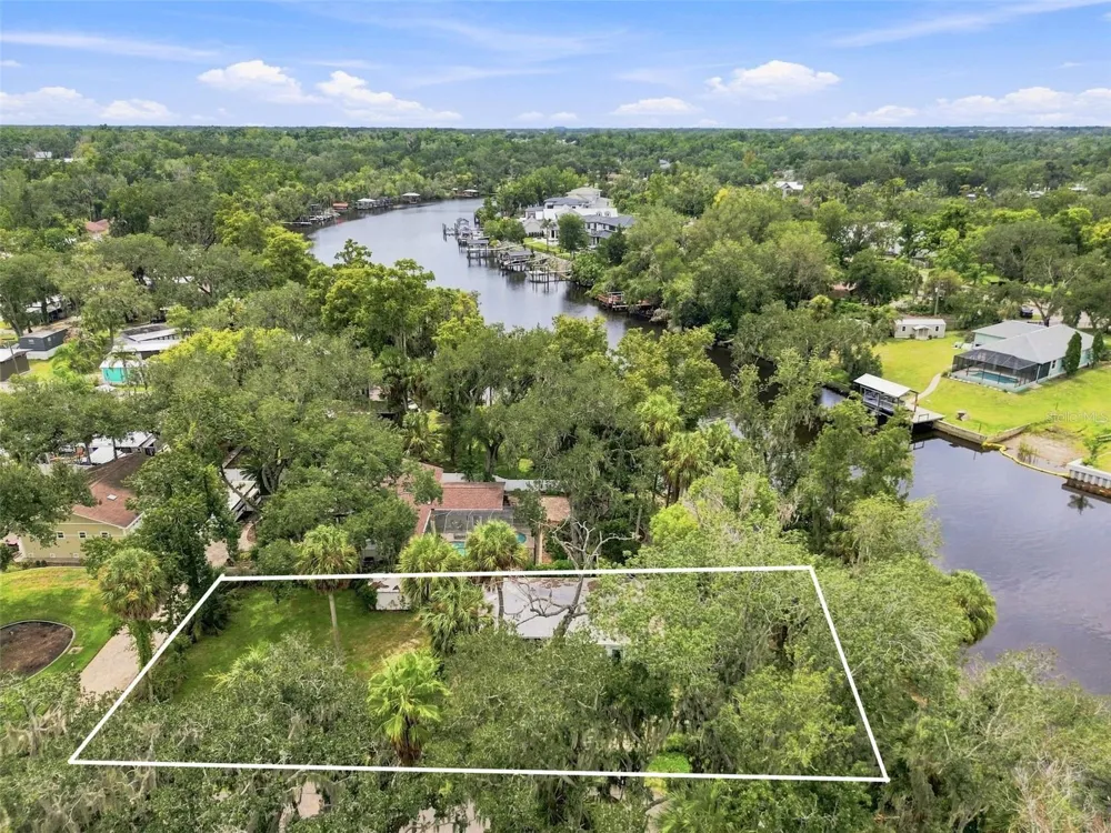 11301 SYLVAN GREEN LANE Riverview, FL 33569