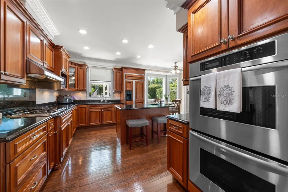 1322 GOLF VIEW DRIVE Belleair, FL 33756