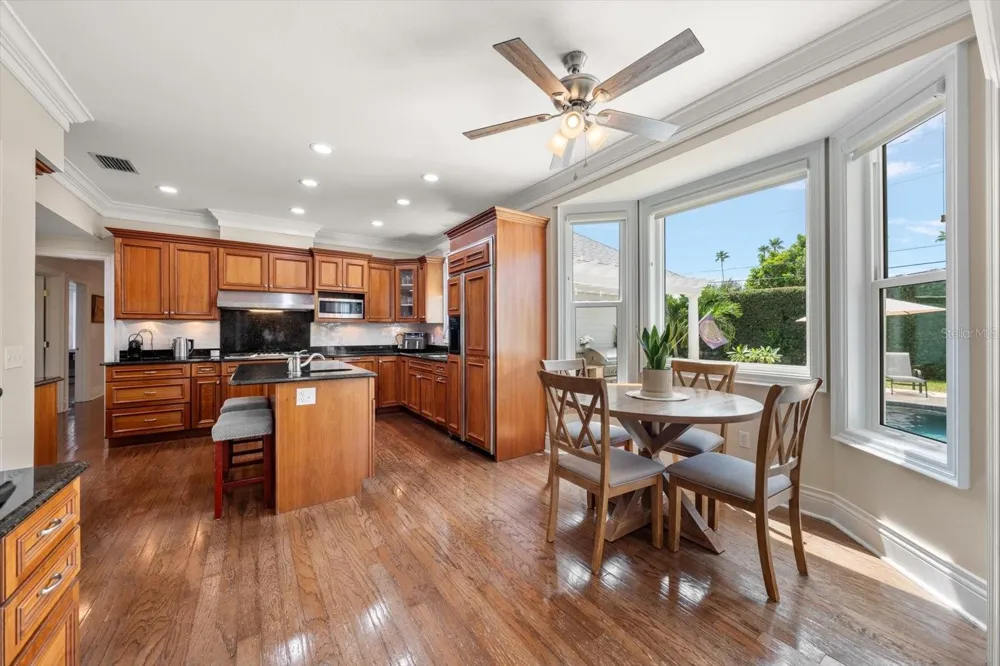 1322 GOLF VIEW DRIVE Belleair, FL 33756