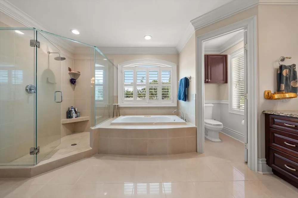 1322 GOLF VIEW DRIVE Belleair, FL 33756