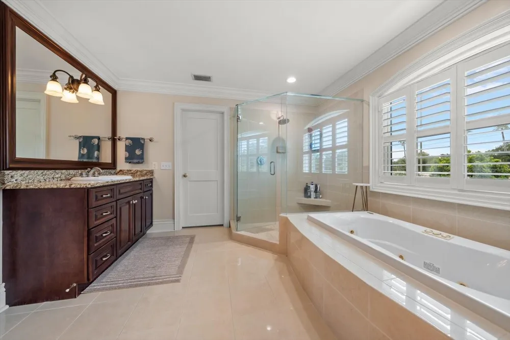 1322 GOLF VIEW DRIVE Belleair, FL 33756