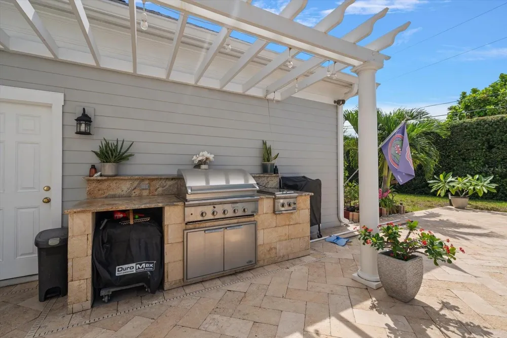 1322 GOLF VIEW DRIVE Belleair, FL 33756