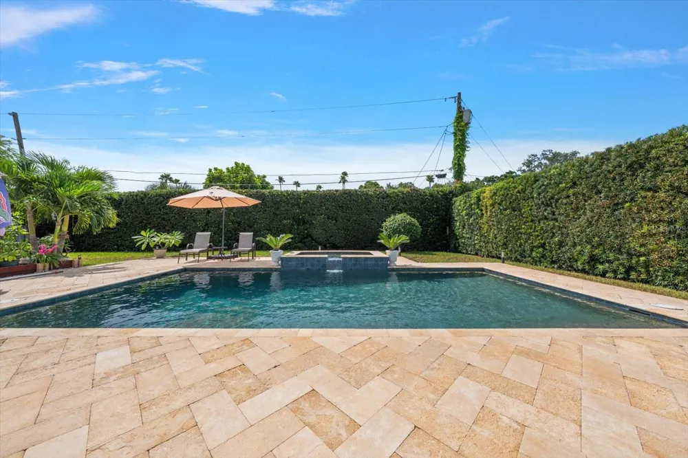 1322 GOLF VIEW DRIVE Belleair, FL 33756