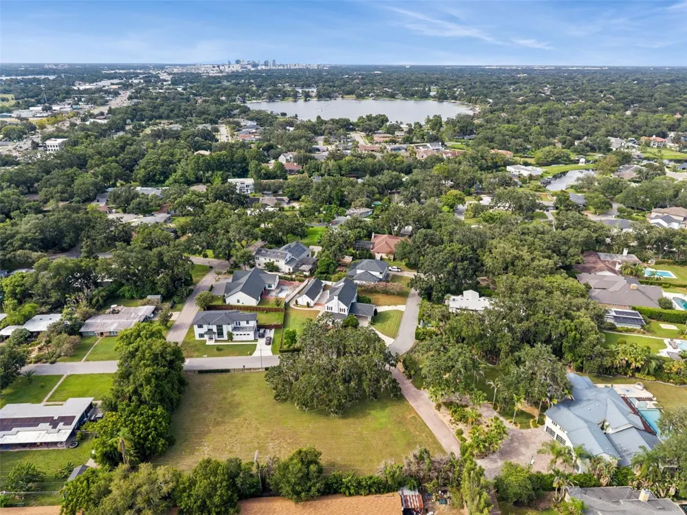 5240 ALLEMAN DRIVE Orlando, FL 32809