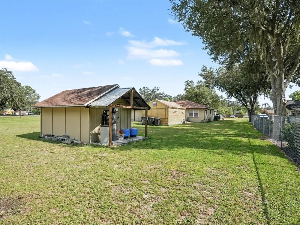 2811 JOHN DAVID PLACE Lakeland, FL 33811
