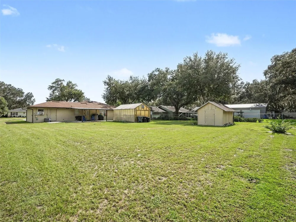 2811 JOHN DAVID PLACE Lakeland, FL 33811