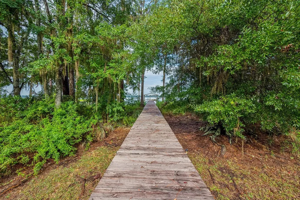 486 LAKESHORE DRIVE Starke, FL 32091