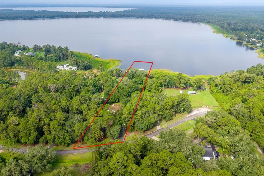 486 LAKESHORE DRIVE Starke, FL 32091