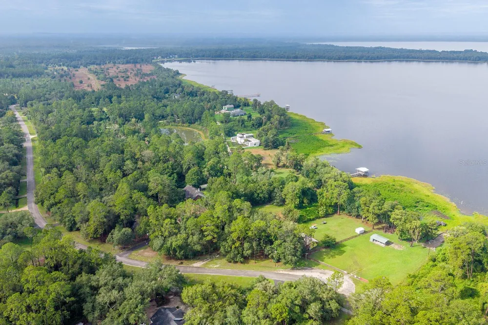 486 LAKESHORE DRIVE Starke, FL 32091