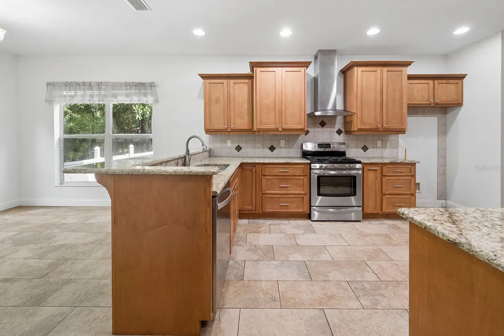 486 LAKESHORE DRIVE Starke, FL 32091