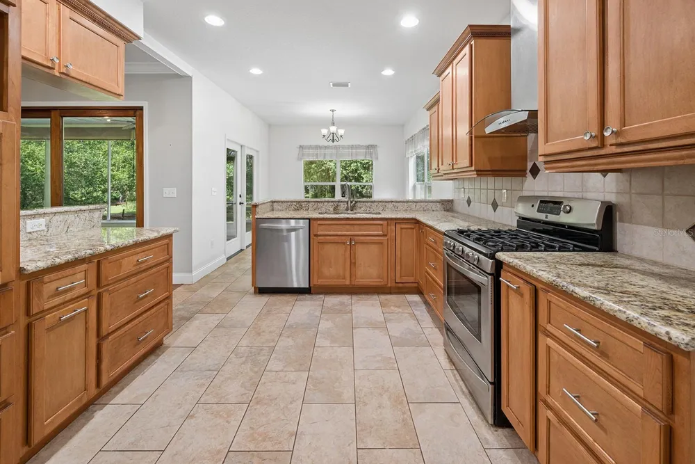 486 LAKESHORE DRIVE Starke, FL 32091