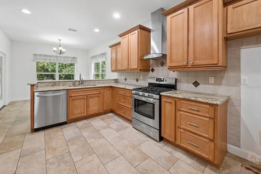 486 LAKESHORE DRIVE Starke, FL 32091